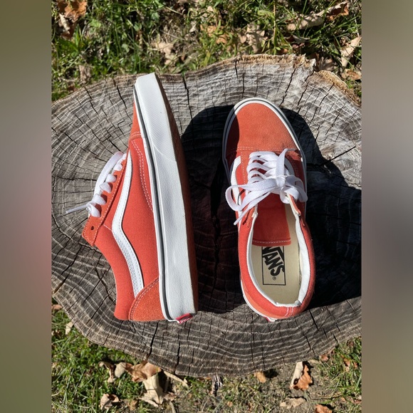 Vans Old Skool Auburn Suede Shoes - Picture 8 of 8